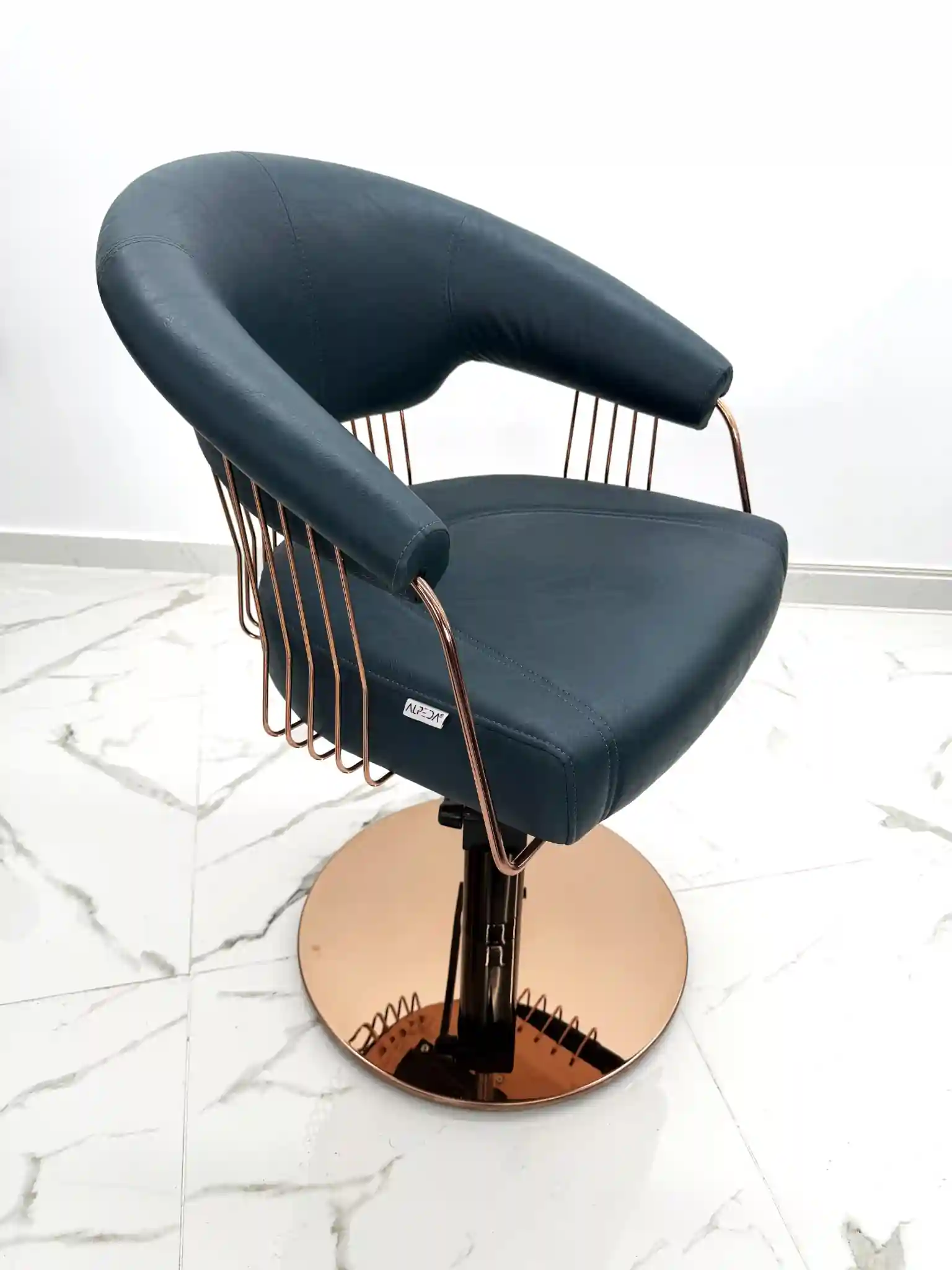Scaun coafor / styling chair Alpeda ELITE SL, piele albastra, OUTLET